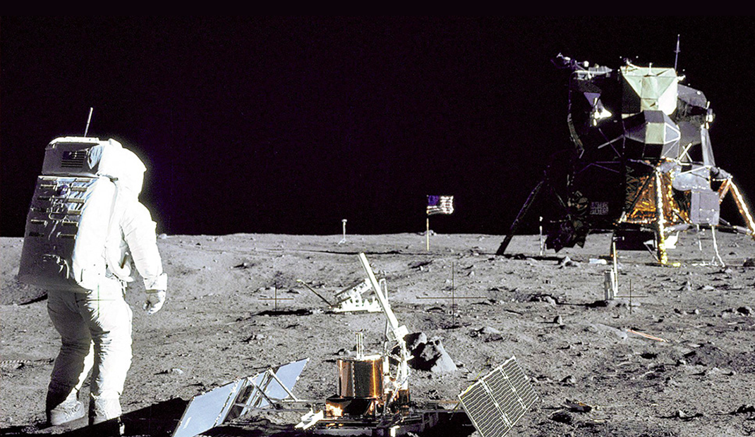 Columbia Goes to the Moon Columbia Goes to the Moon